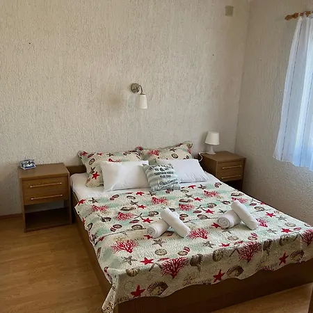 Apartments Dora And Tonka Krk Porat  Exterior foto