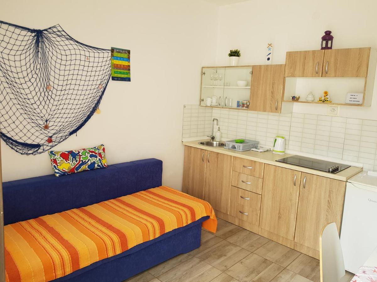 Dora And Tonka Krk Apartment