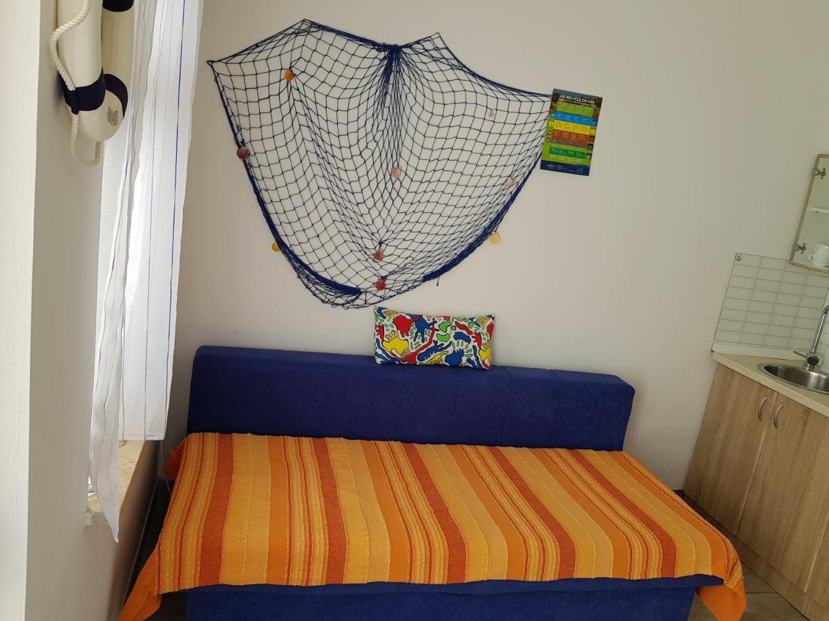 Dora And Tonka Krk Apartment