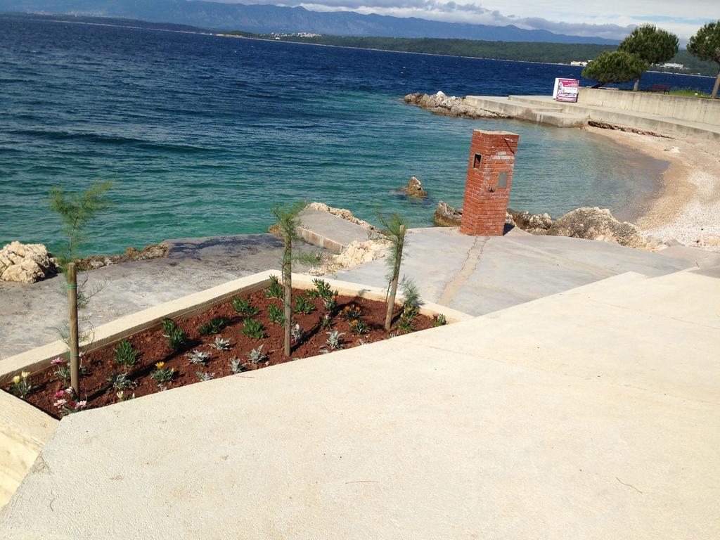 Apartment Dora And Tonka Krk Porat (Krk)