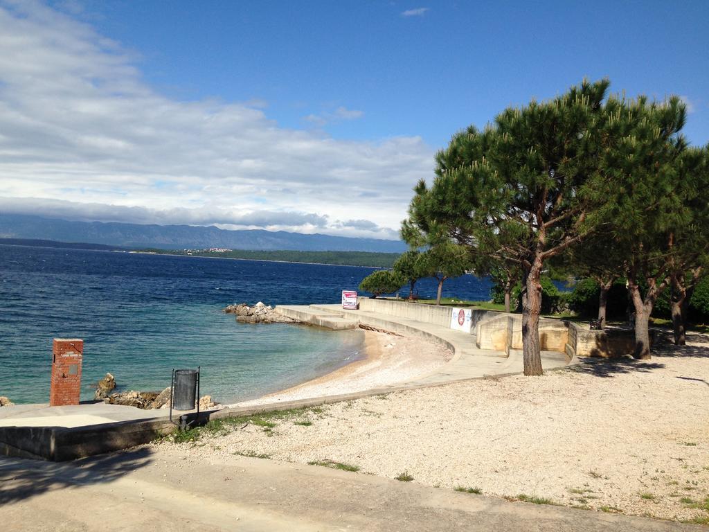 Apartment Dora And Tonka Krk Porat (Krk)