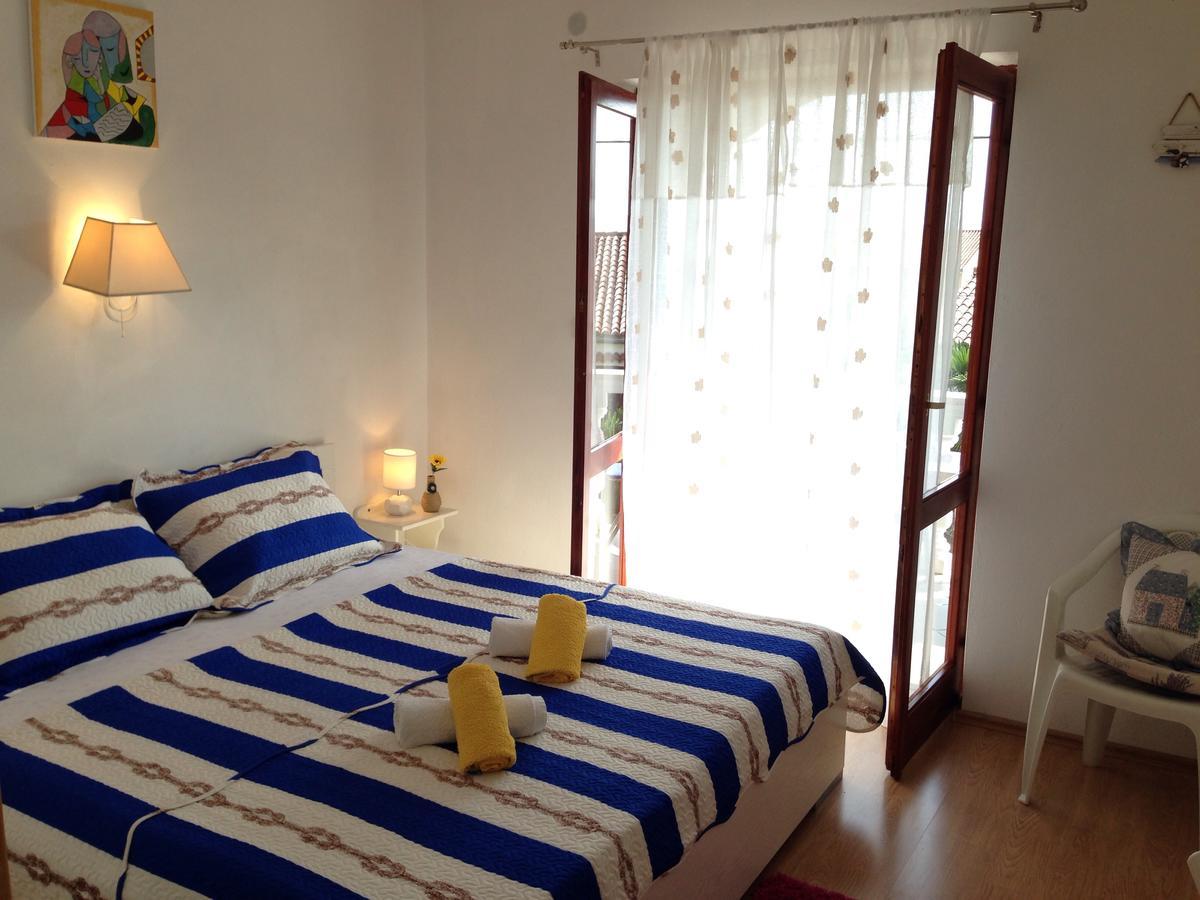 Dora And Tonka Krk Apartment Porat (Krk)